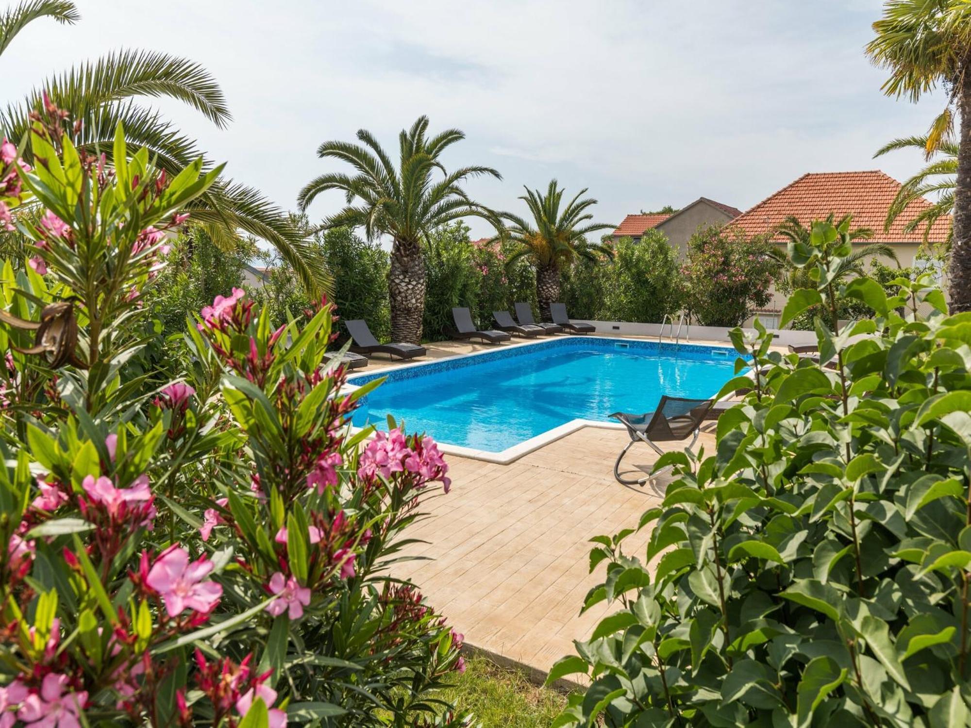 Scenic Holiday Home In Bibinje Near Sea Екстериор снимка