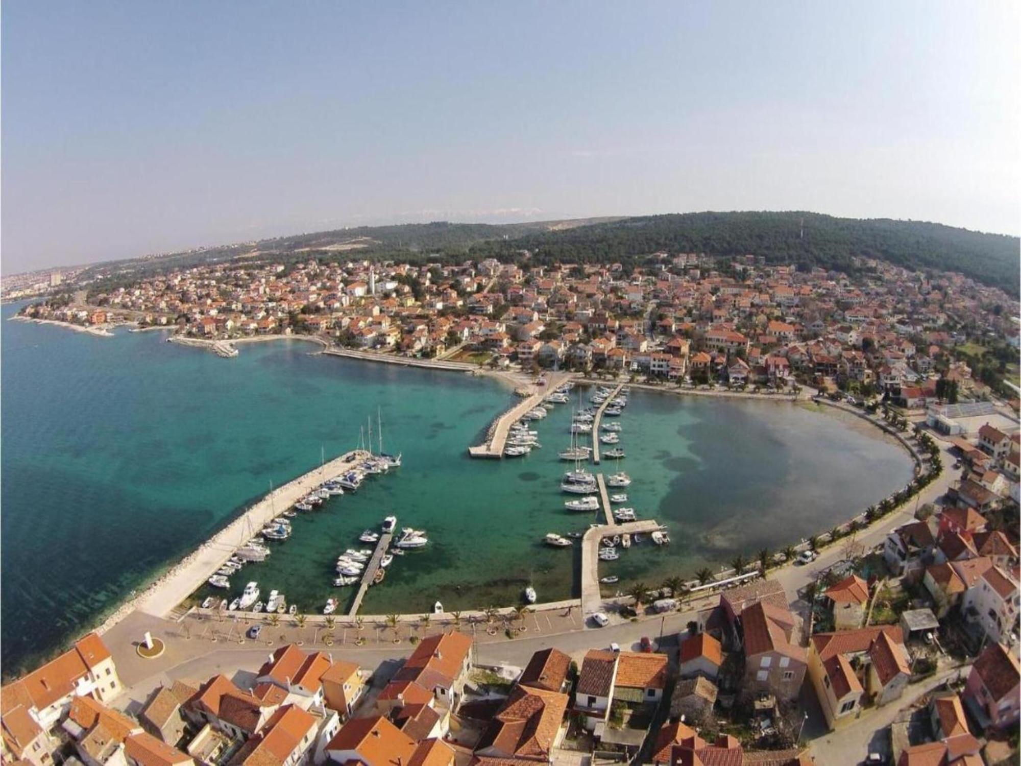 Scenic Holiday Home In Bibinje Near Sea Екстериор снимка