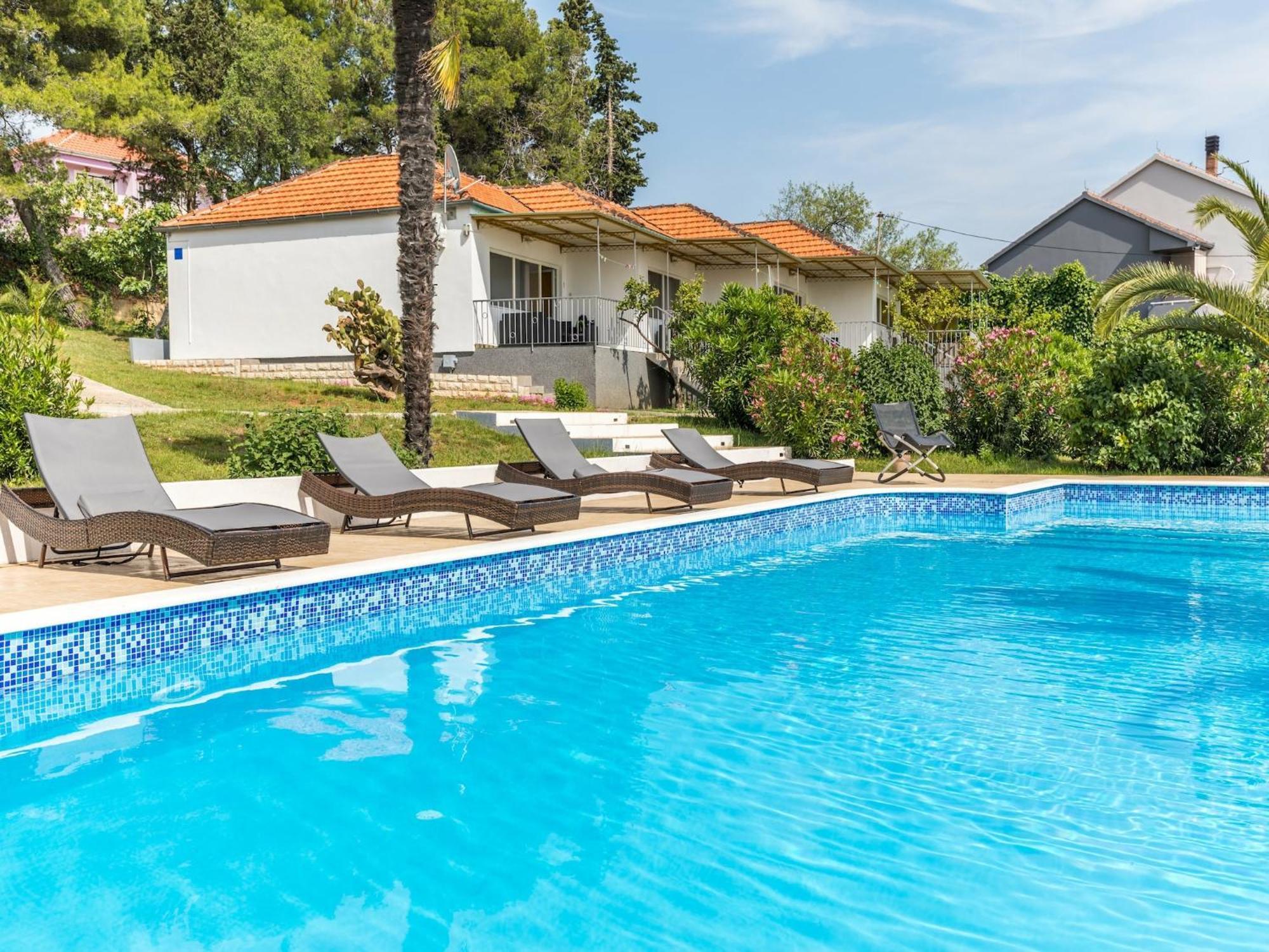 Scenic Holiday Home In Bibinje Near Sea Екстериор снимка