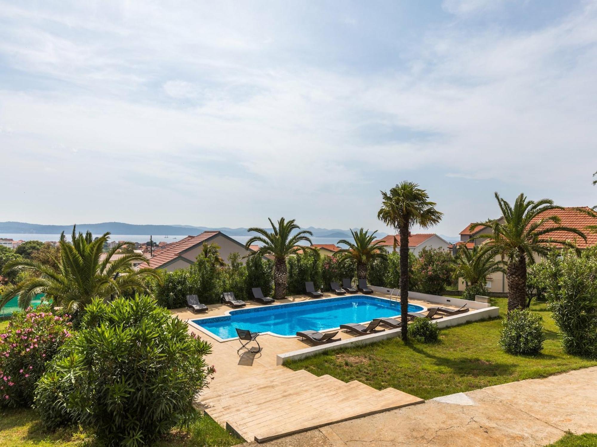 Scenic Holiday Home In Bibinje Near Sea Екстериор снимка