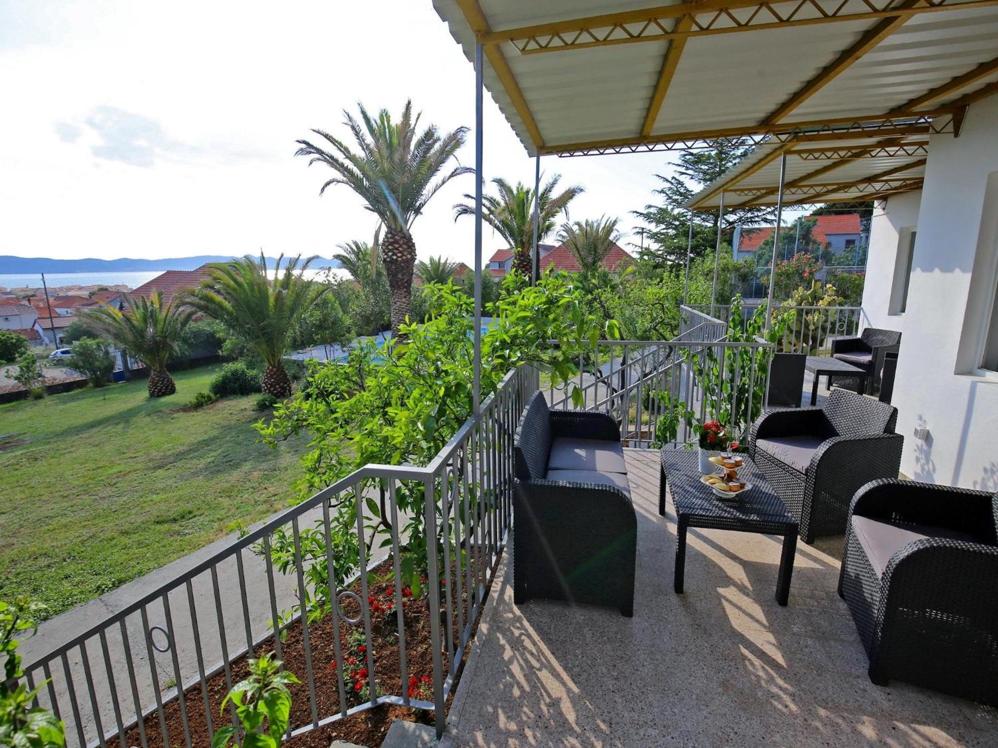 Scenic Holiday Home In Bibinje Near Sea Екстериор снимка